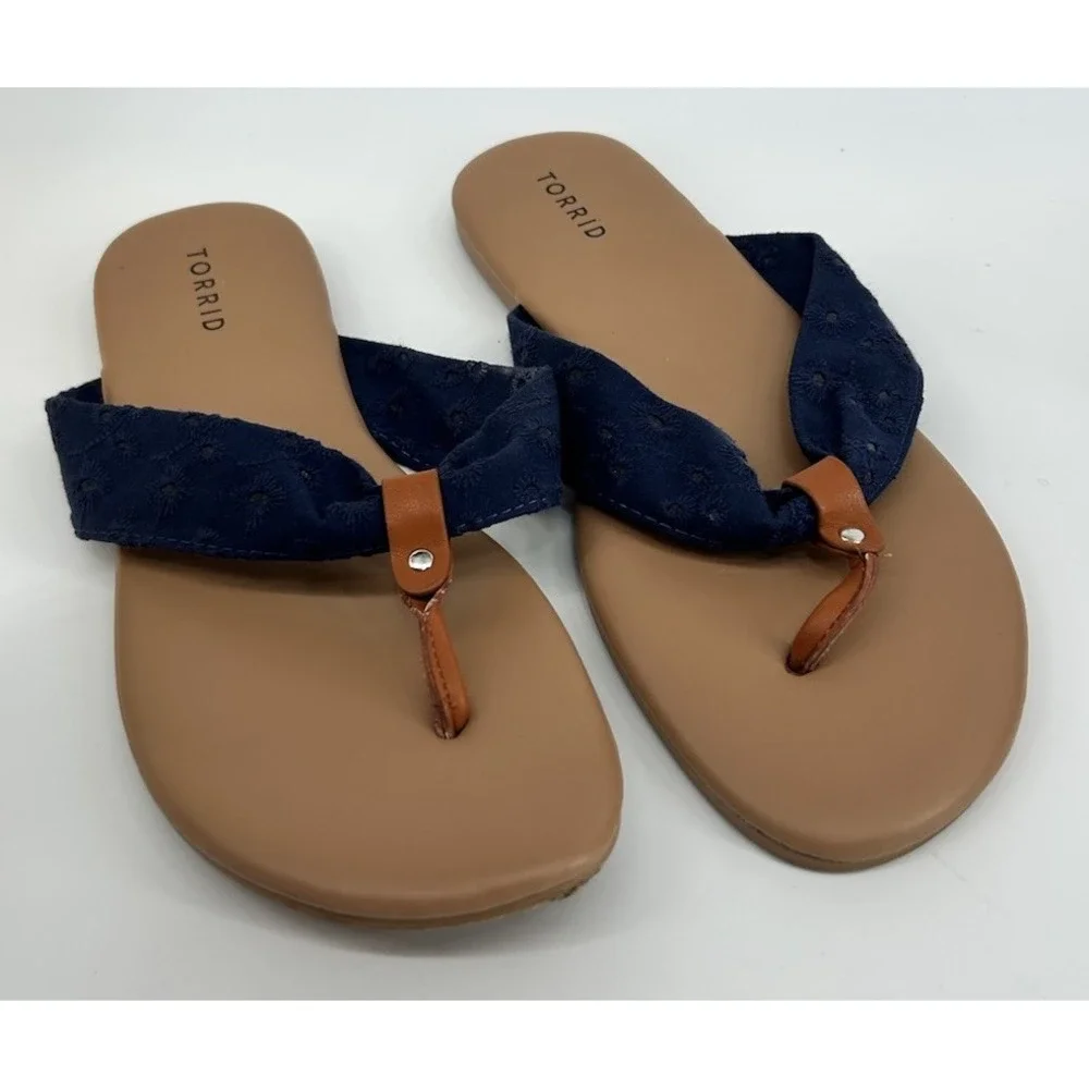 Torrid Flip Flop Blue Eyelet Fabric Strap Slip On Women's Size‎ 10 WW